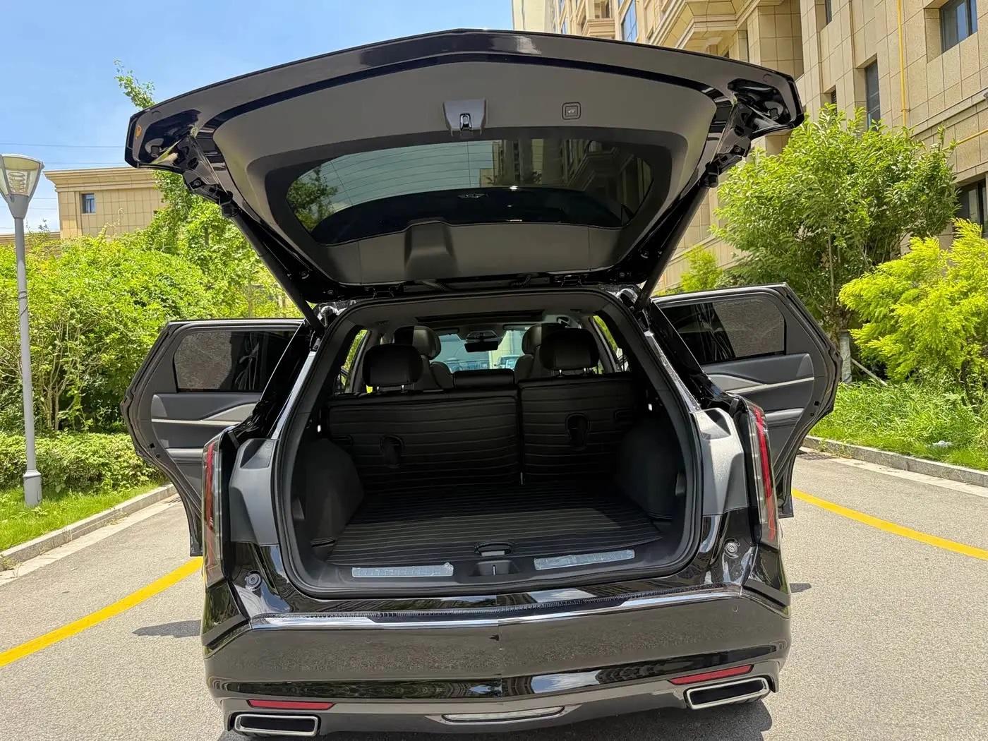 Cadillac XT5 2025 — ფოტო 13/19
