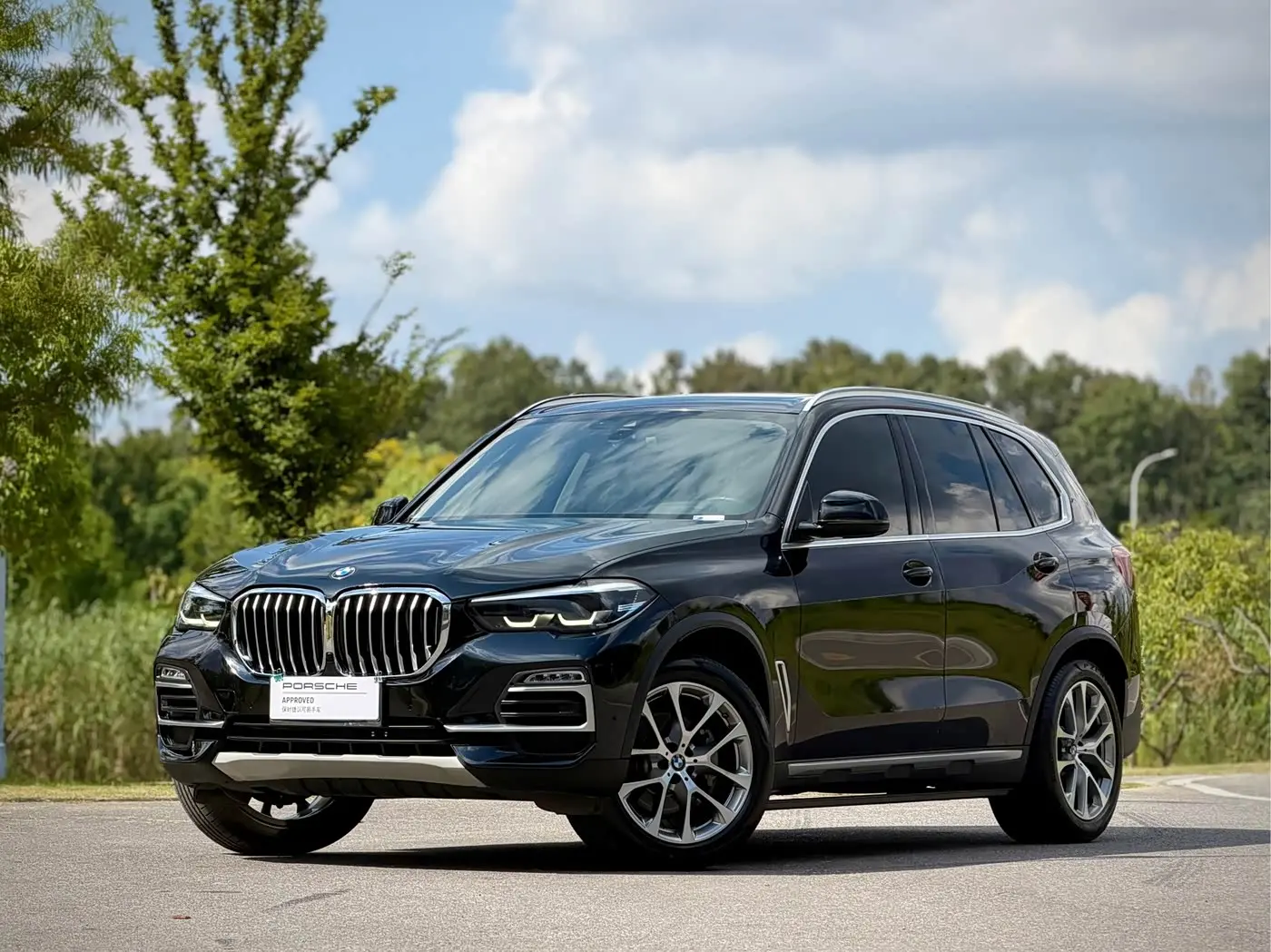 BMW X5 2020 — Фото 1/20