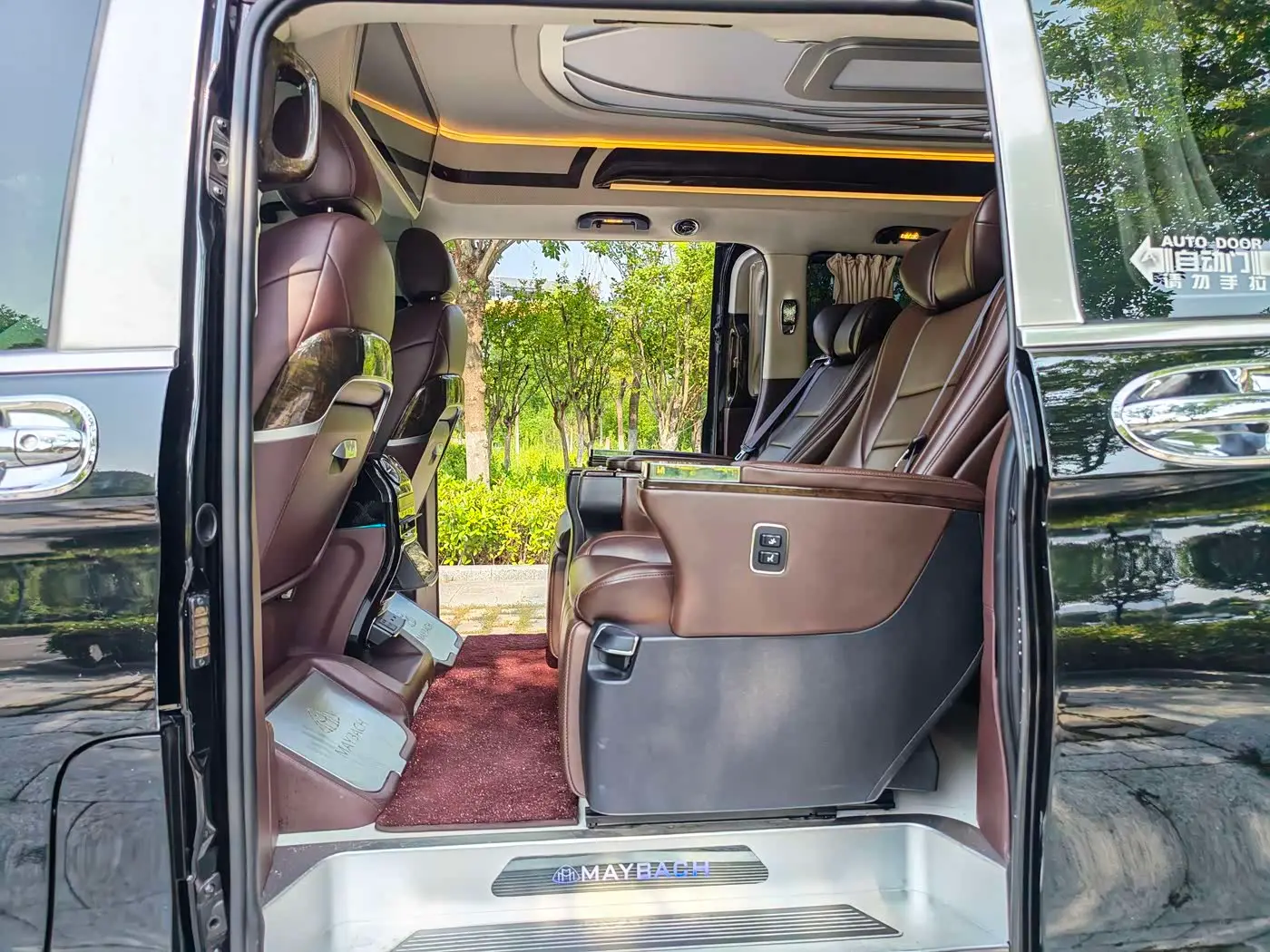 Mercedes-Benz Vito 2023 — Photo 5/9