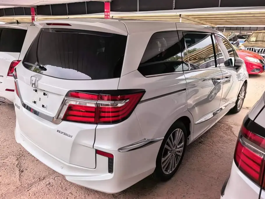 Honda Elysion 2019 — Şəkil 3/16