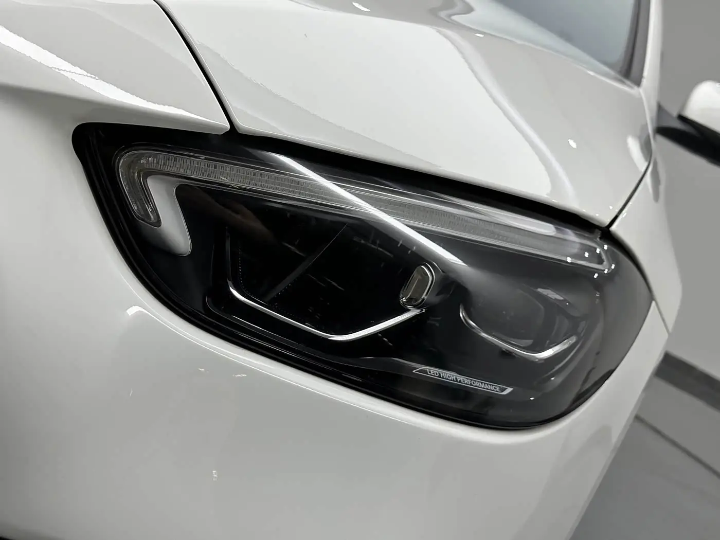 Mercedes-Benz C-Class 2024 — Photo 19/20