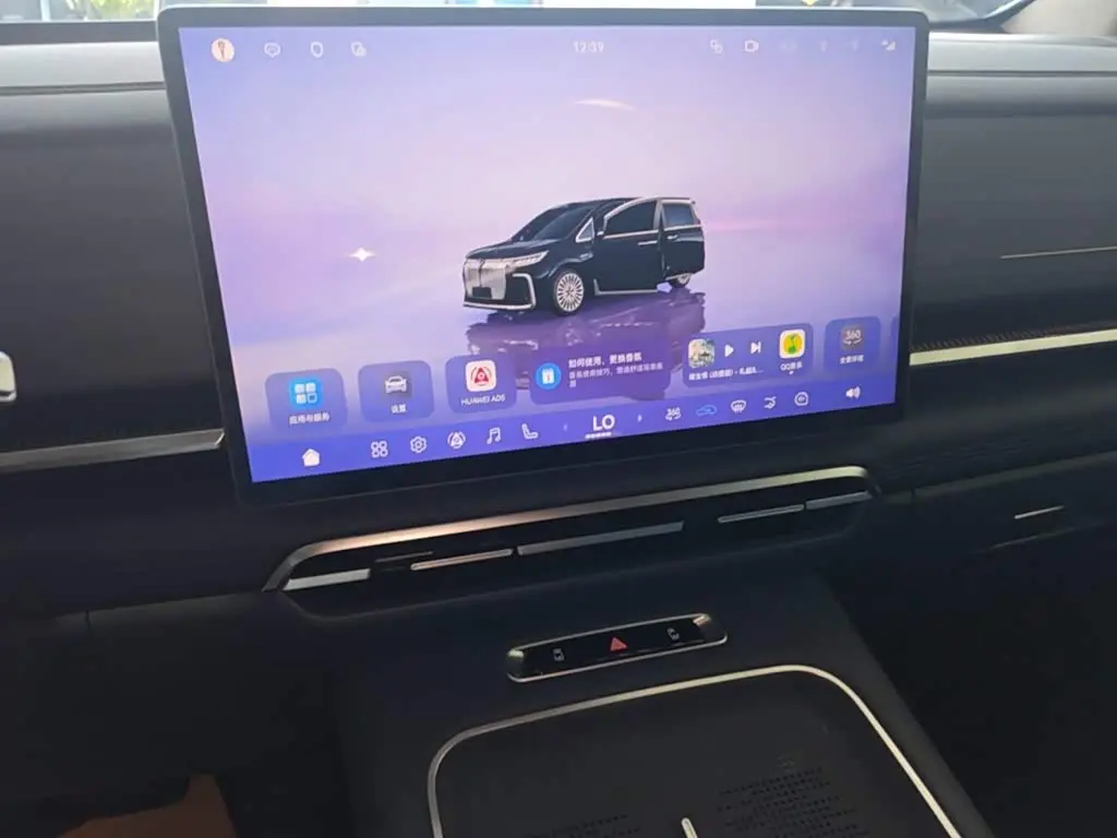 Voyah Auto Voyah Dreamer 2025 — Photo 13/20