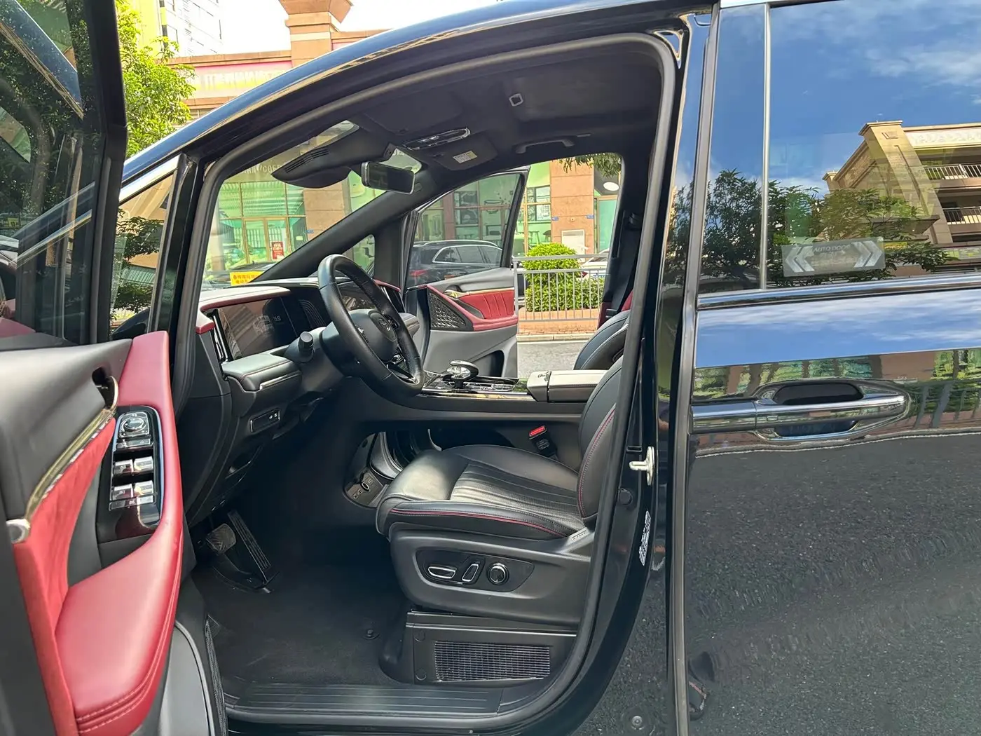 GAC Trumpchi Trumpchi M8 2023 — Фото 8/20