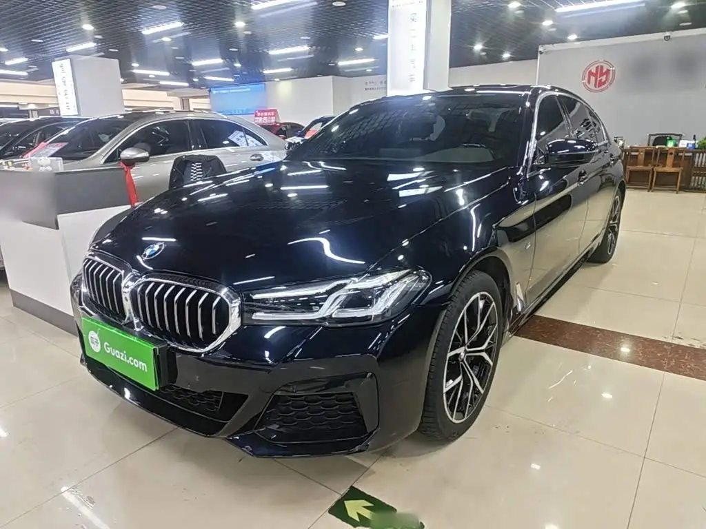 BMW 5 Series, 2022