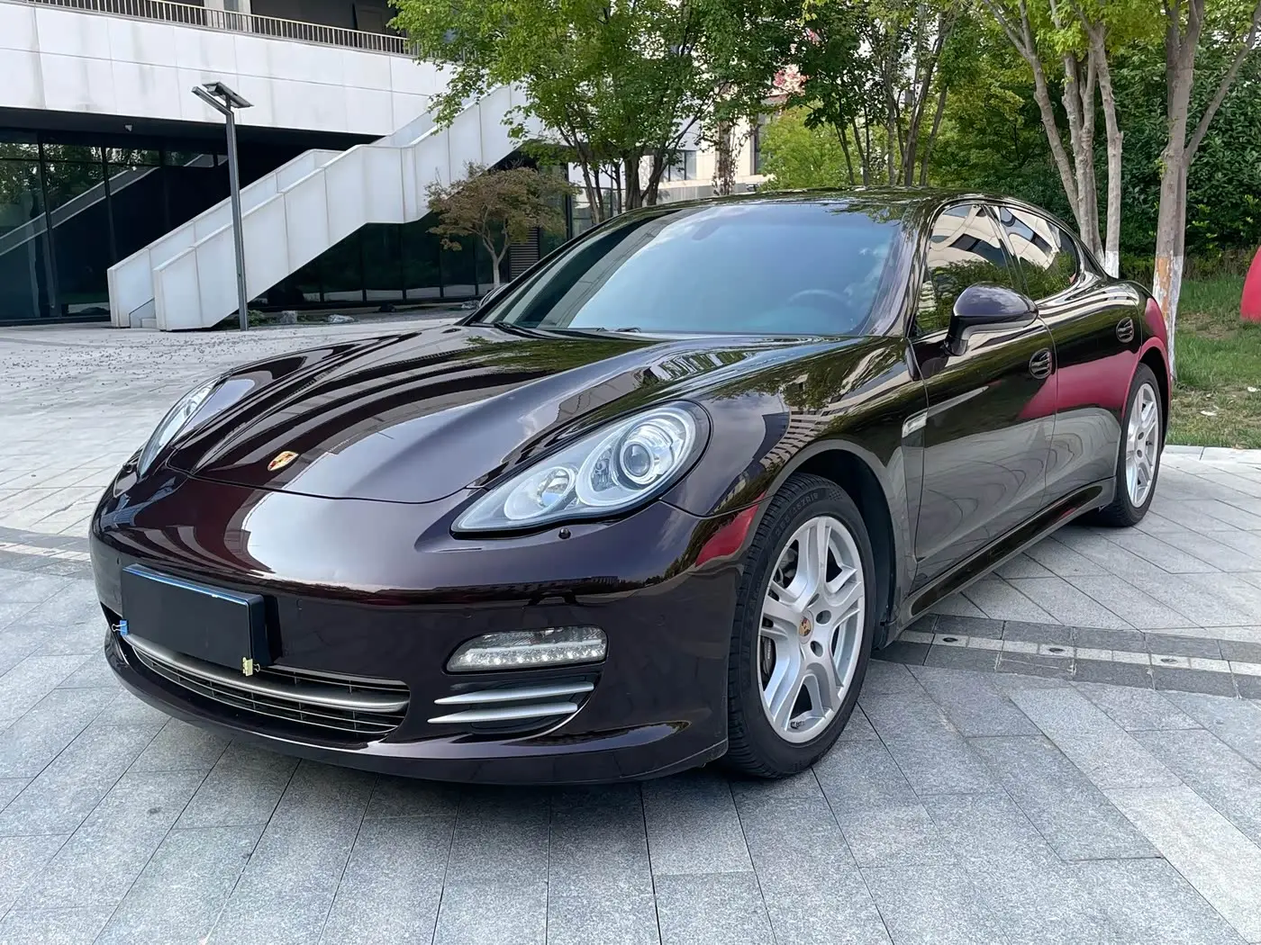 Porsche Panamera 2013 — Фото 1/13