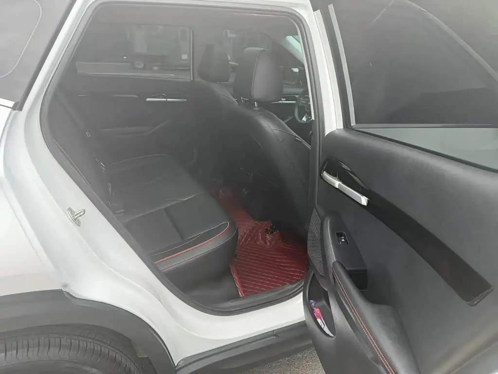 Kia Seltos 2023 — Photo 11/20