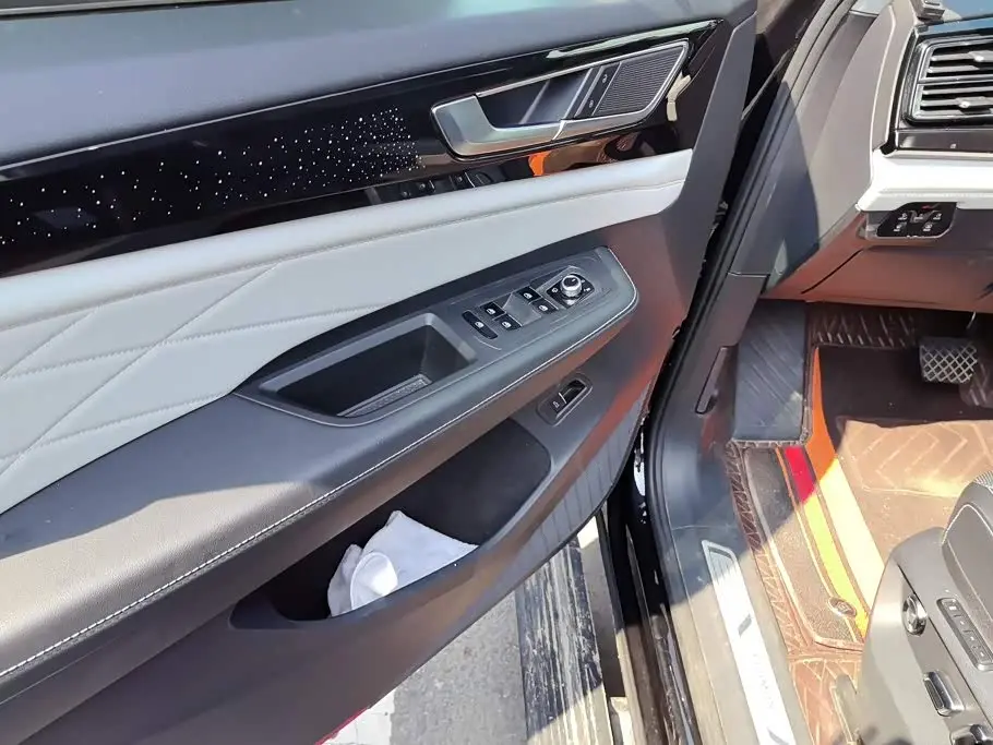 Volkswagen Teramont 2024 — Photo 7/16