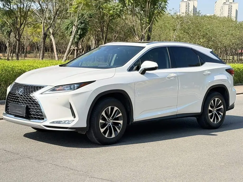 Lexus RX, 2020