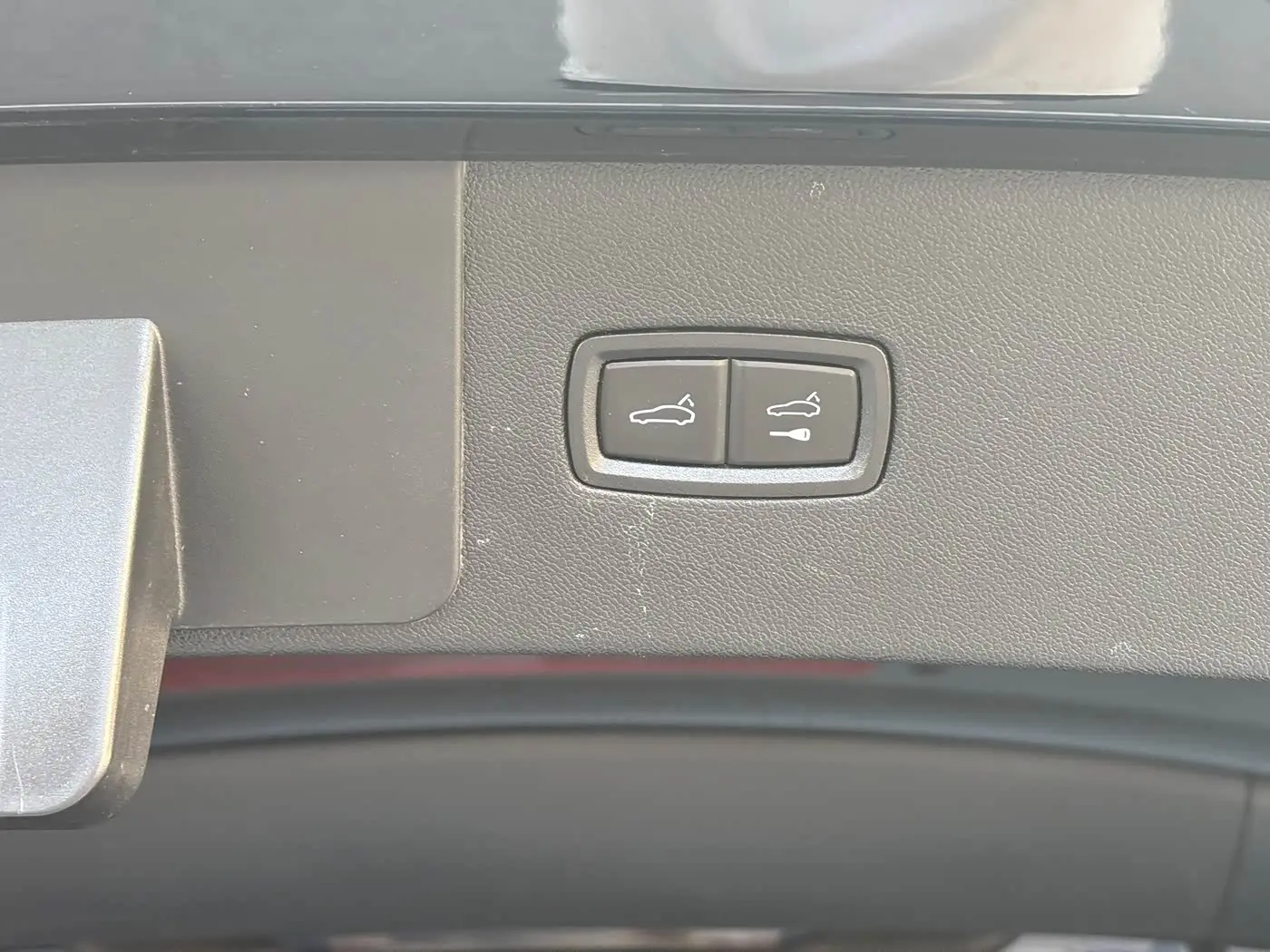 Porsche Cayenne New Energy 2021 — Photo 16/16