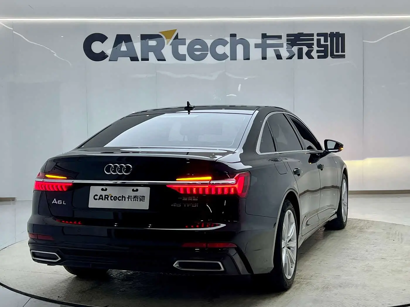 Audi A6L 2021 — Photo 5/20