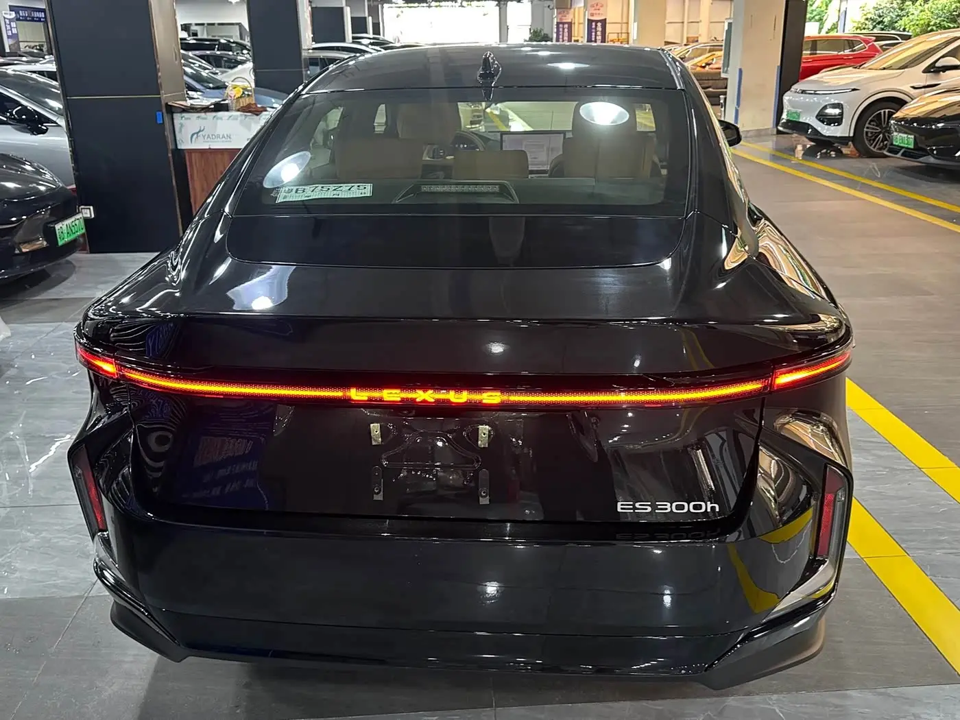 Lexus ES 2026 — Photo 11/12