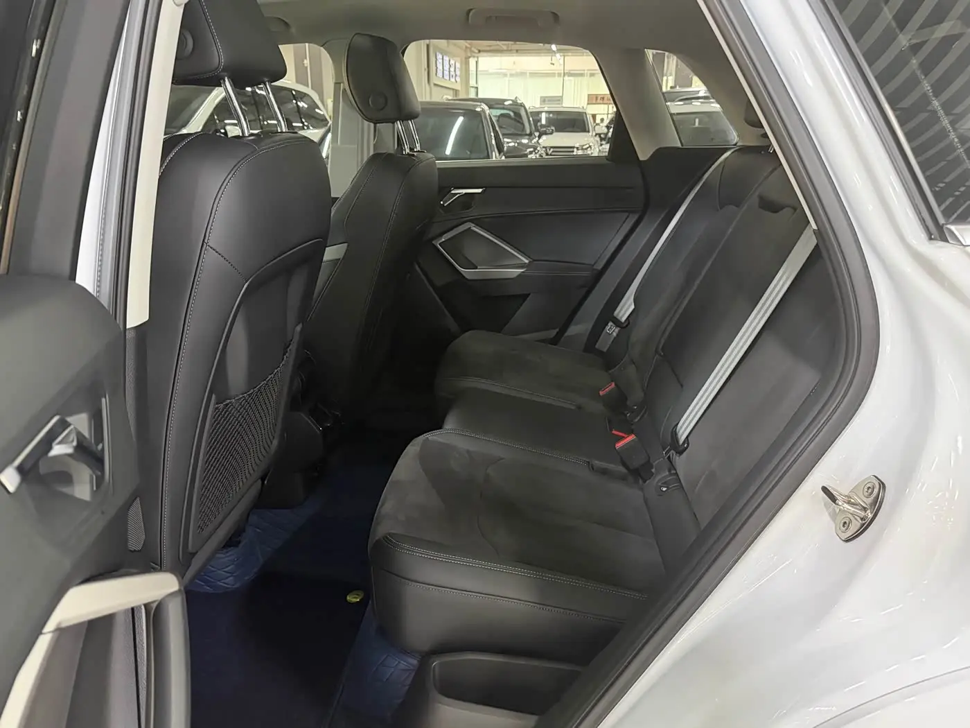 Audi Q3 2022 — ფოტო 5/9