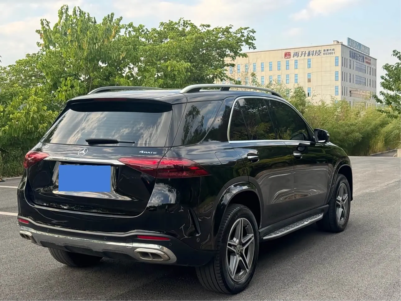 Mercedes-Benz GLE 2023 — Фото 4/14