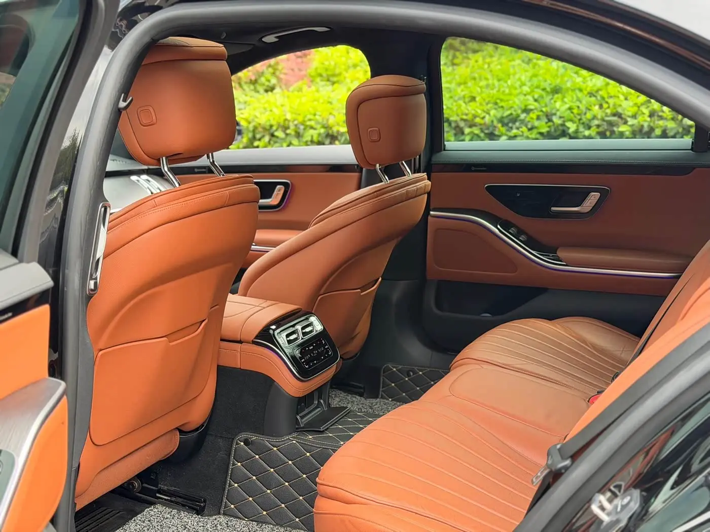 Mercedes-Benz S-Class 2022 — Photo 18/18