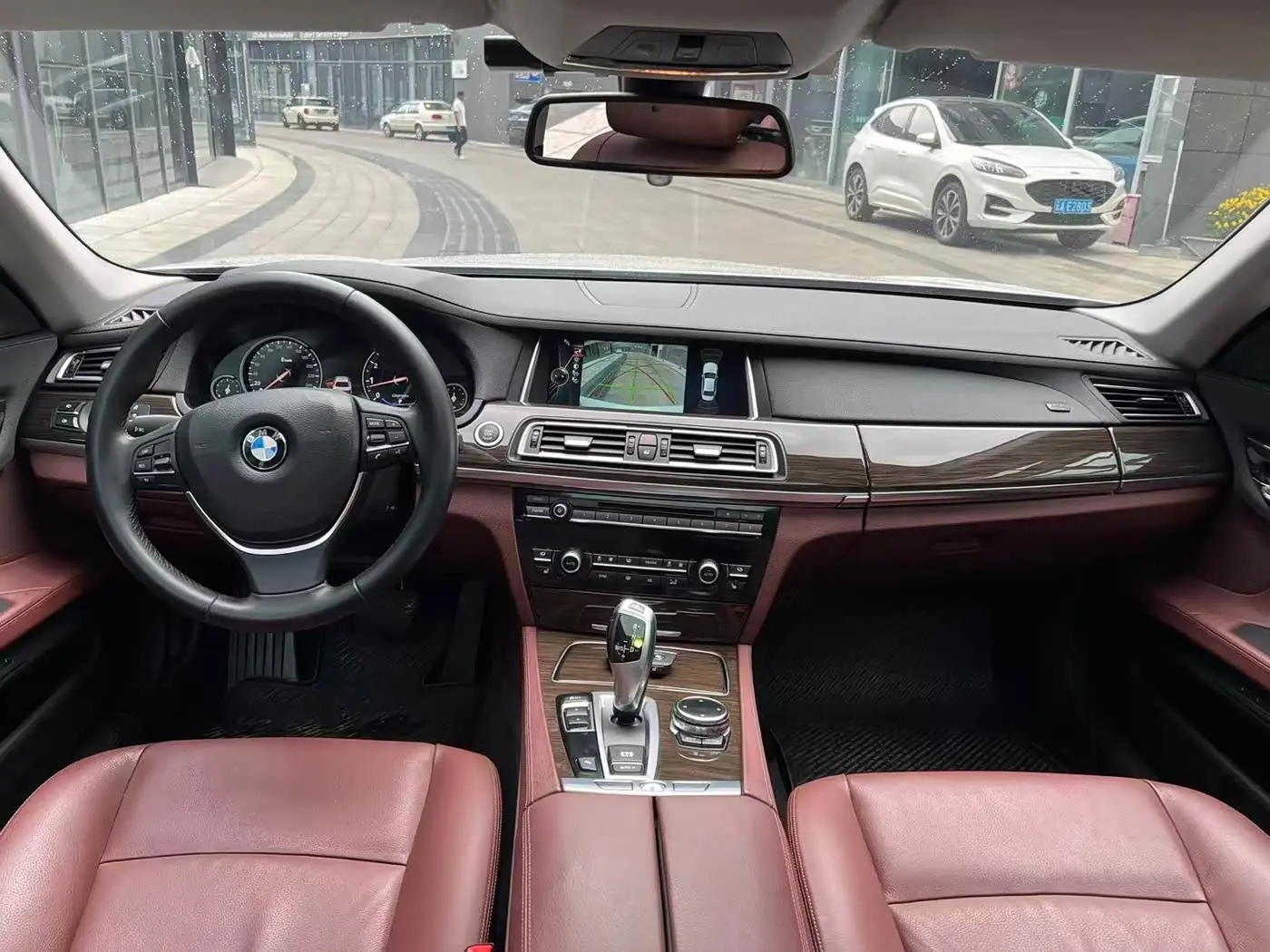 BMW 7 Series 2014 — Photo 14/20