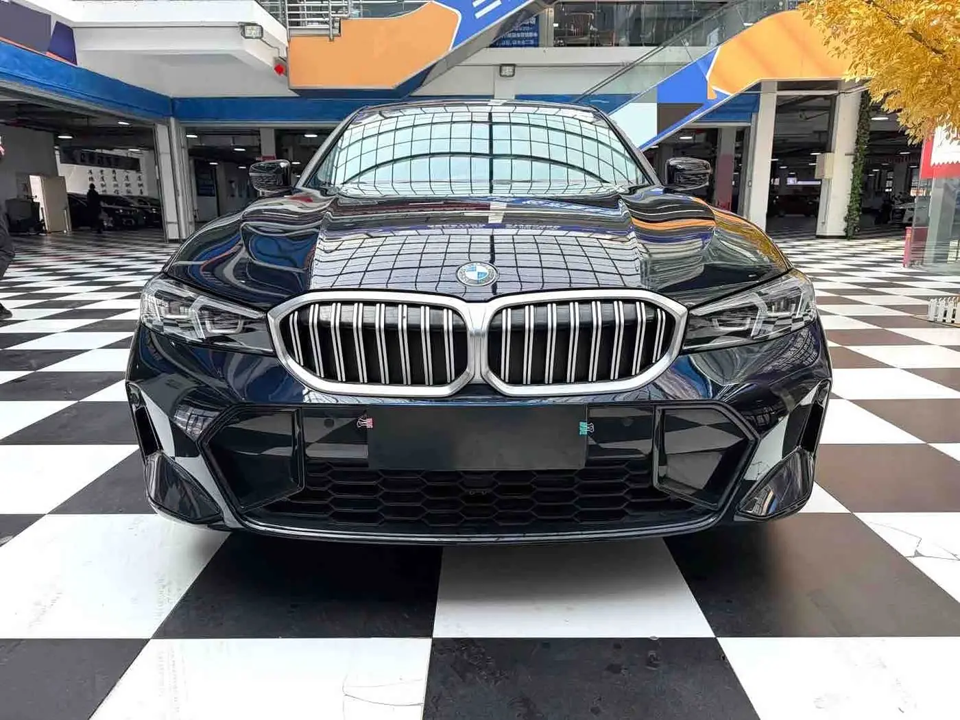 BMW 3 Series 2023 — Şəkil 2/18