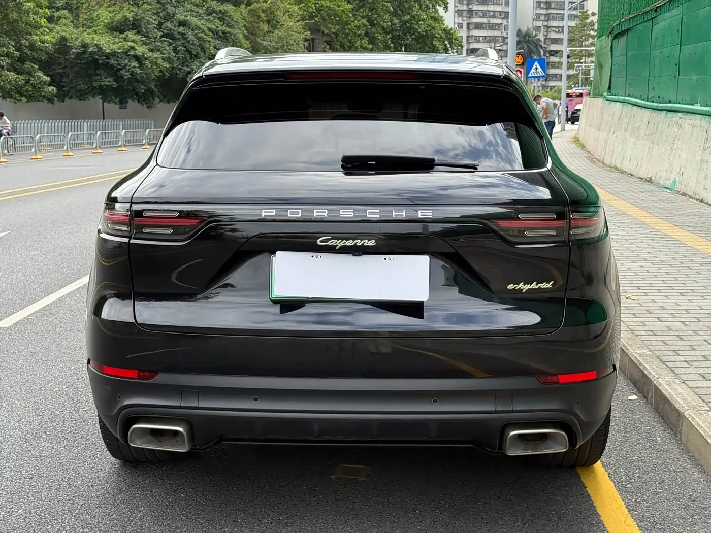 Porsche Cayenne New Energy 2019 — Photo 5/14