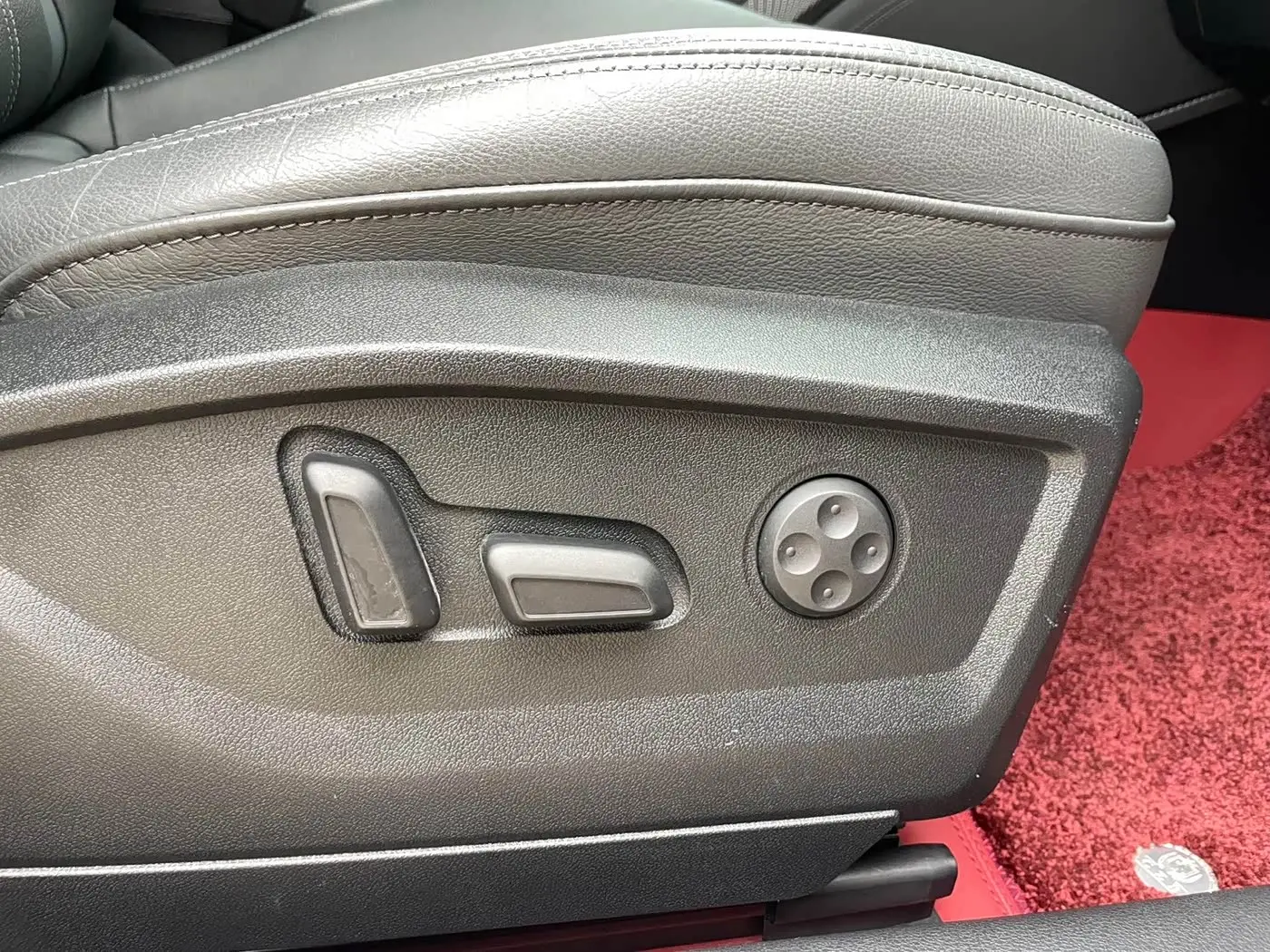 Audi Q2L 2022 — Photo 11/15