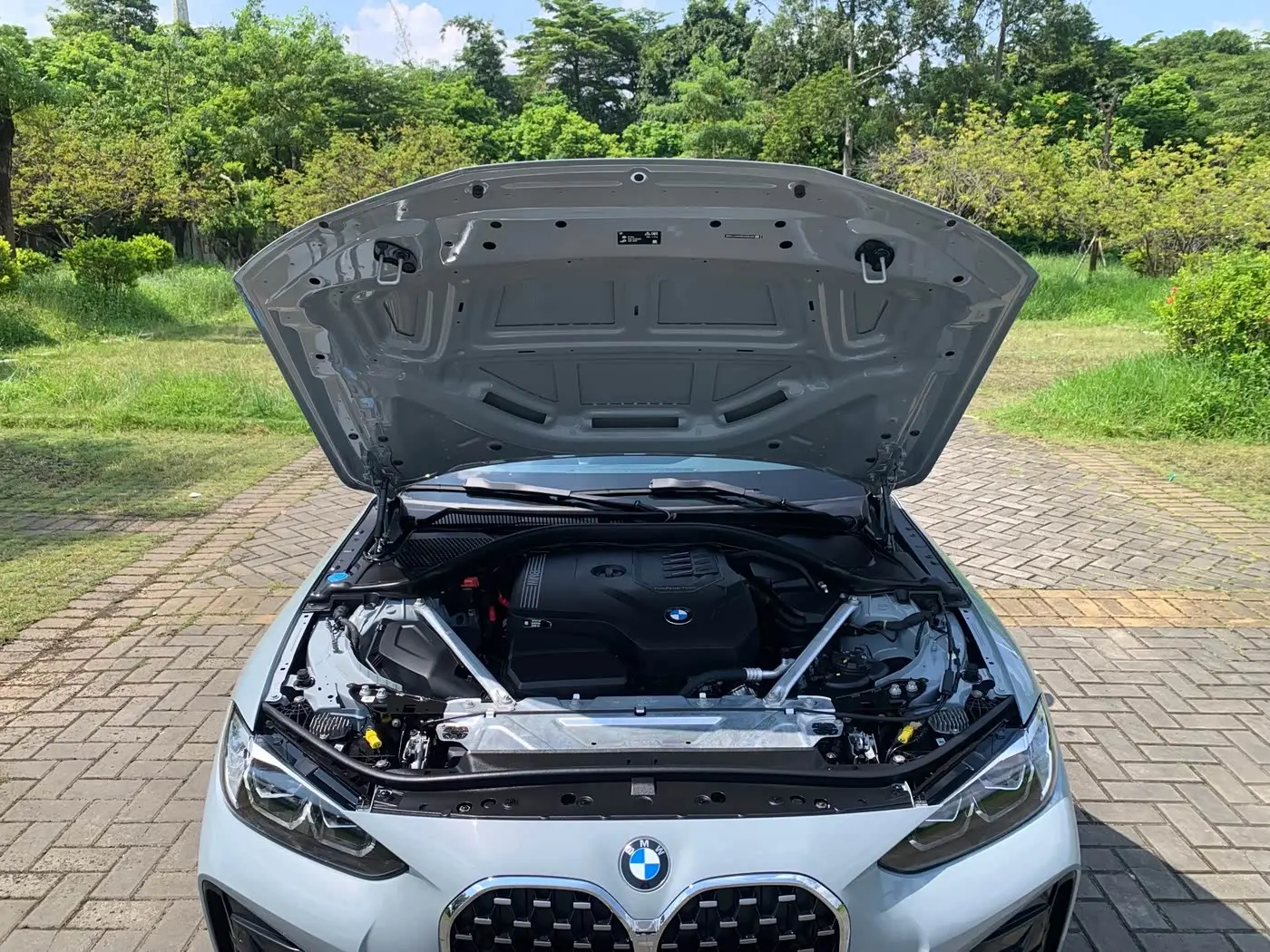 BMW 4 Series 2023 — Фото 15/16