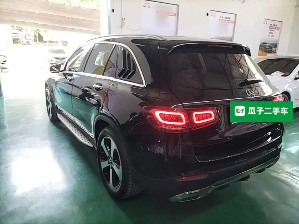 Mercedes-Benz GLC 2021 — Photo 5/20