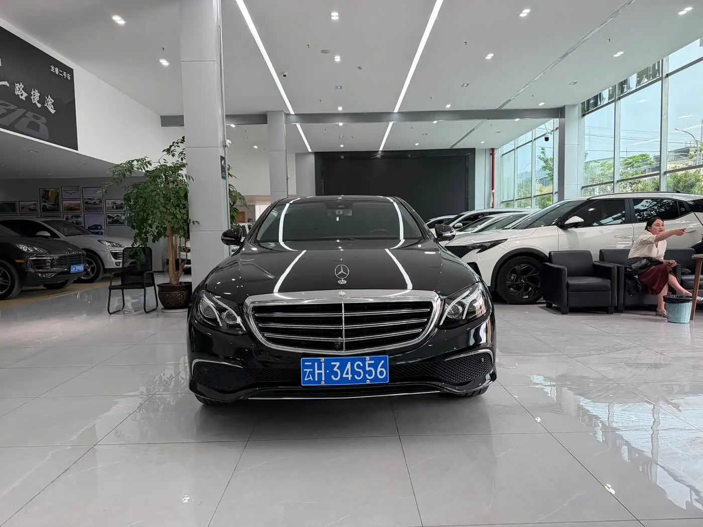 Mercedes-Benz E-Class, 2016