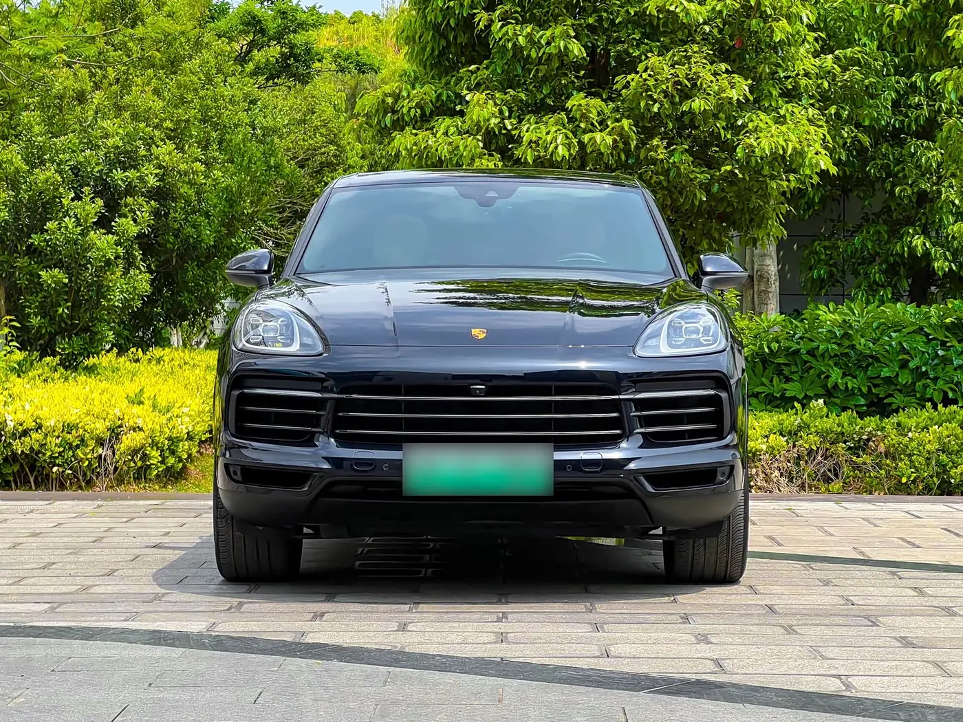 Porsche Cayenne New Energy 2023 — Фото 2/20