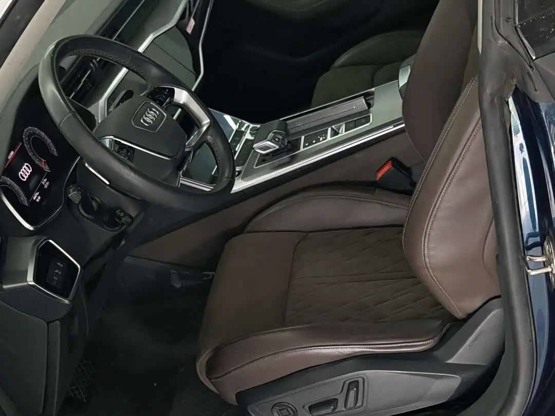 Audi A7L 2024 — Şəkil 9/14