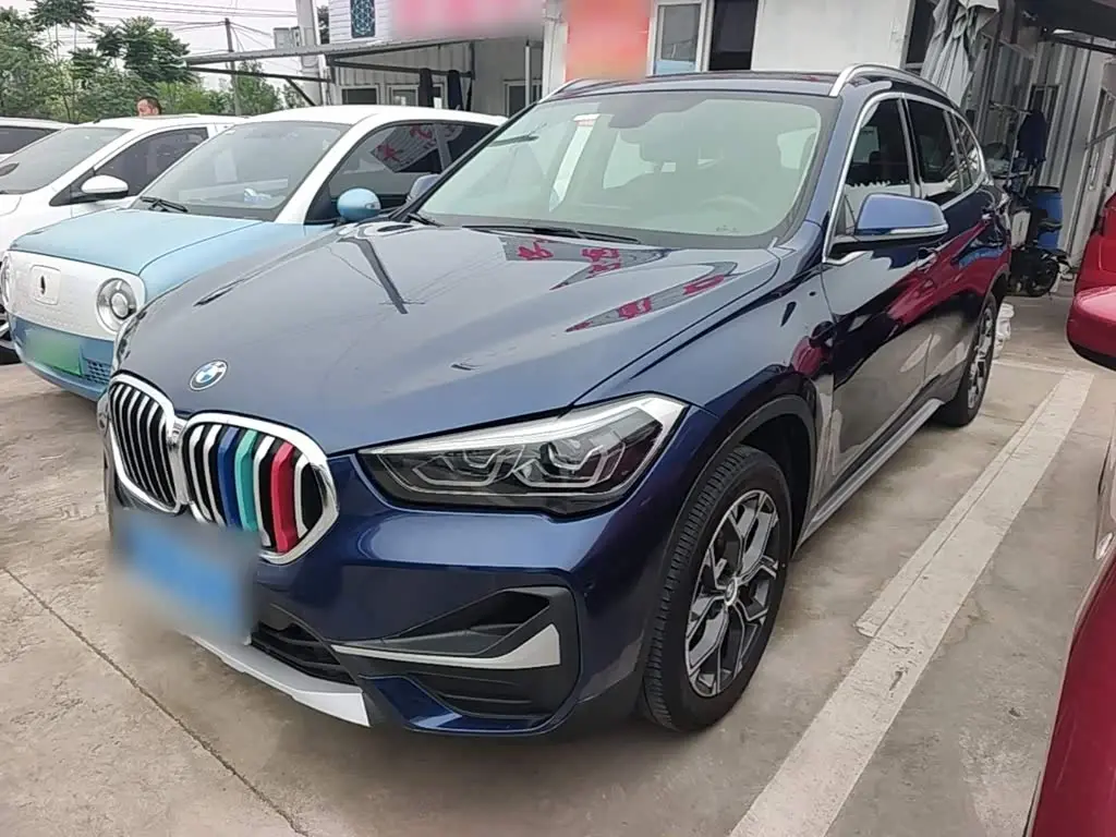 BMW X1 2021 — Photo 1/20