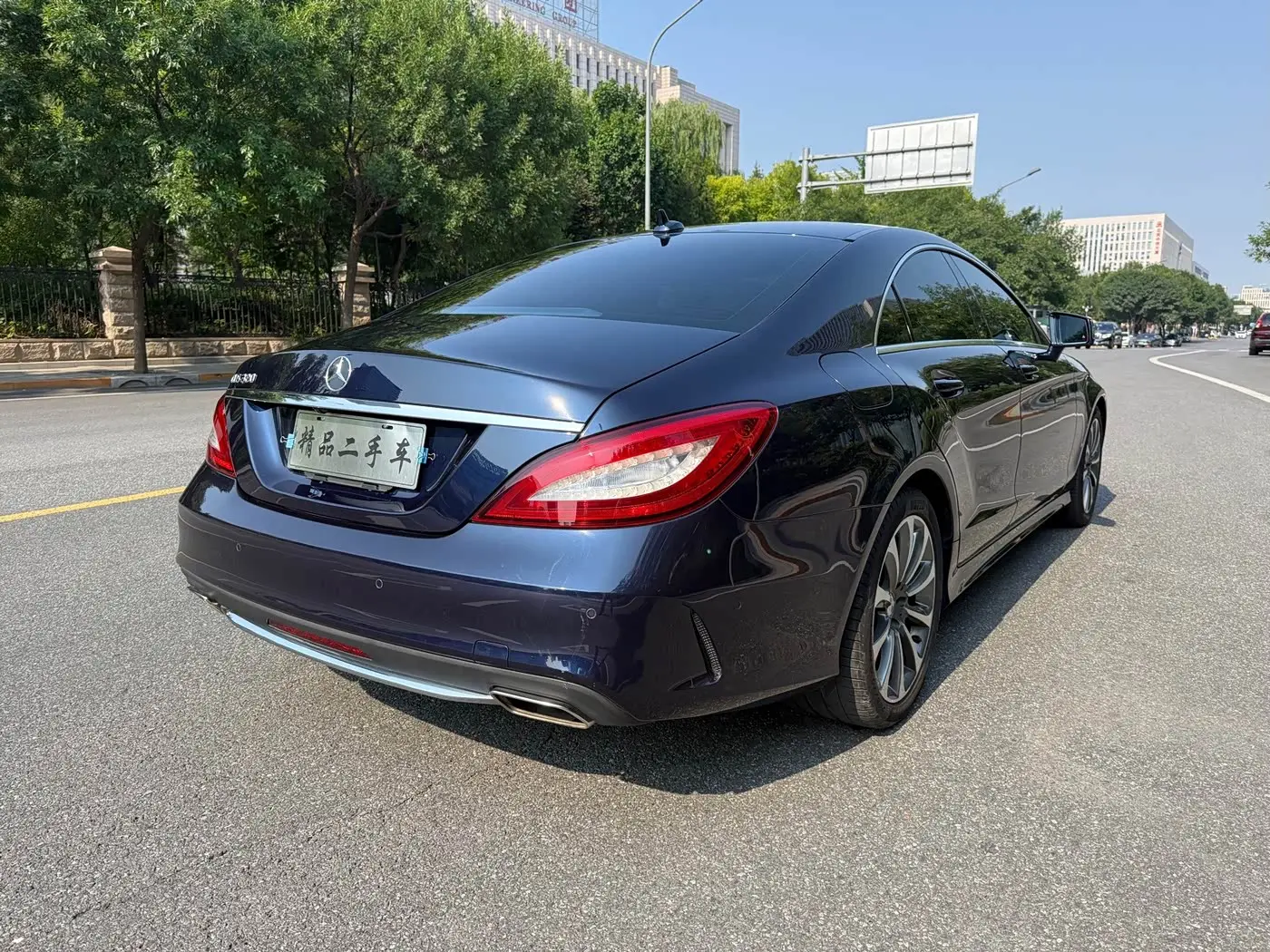 Mercedes-Benz CLS 2015 — Photo 6/18