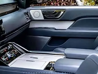 Lincoln Navigator 2020 — Photo 11/13