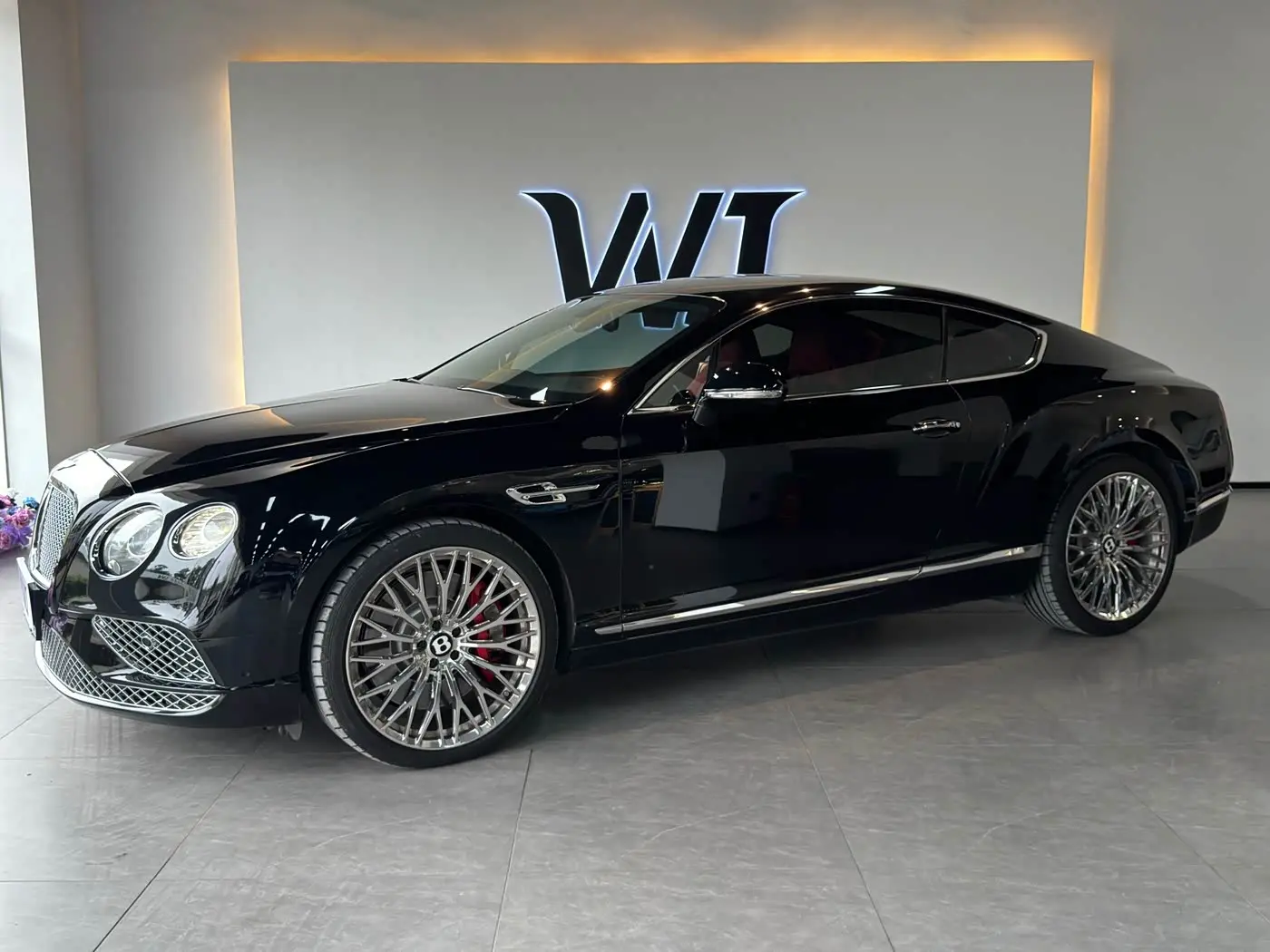 Bentley Continental 2014 — ფოტო 1/19