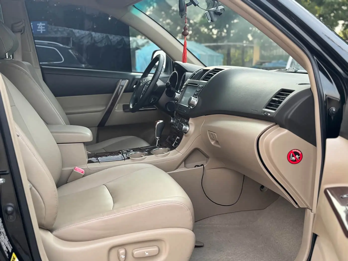Toyota Highlander 2014 — Şəkil 6/17