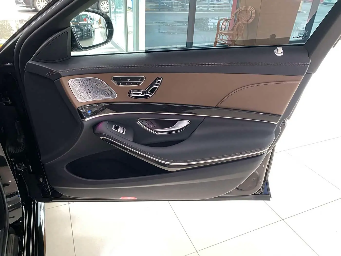 Mercedes-Benz S-Class 2020 — Фото 15/16