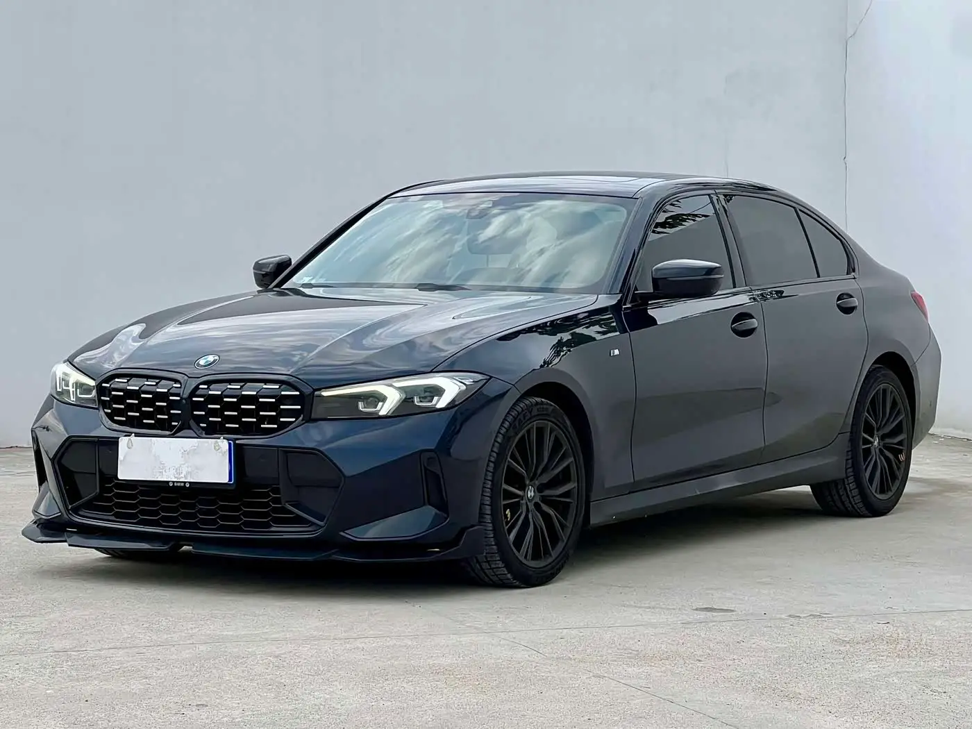 BMW 3 Series, 2024