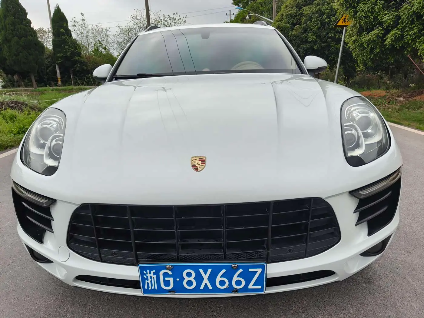 Porsche Macan 2015 — ფოტო 1/10