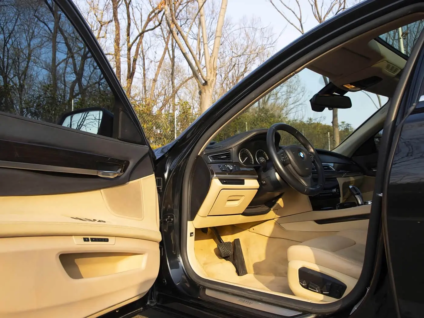 BMW 7 Series 2013 — Şəkil 10/20