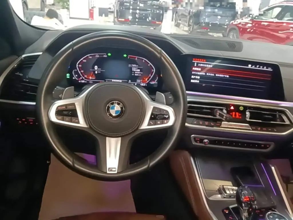 BMW X6 2020 — Фото 11/20