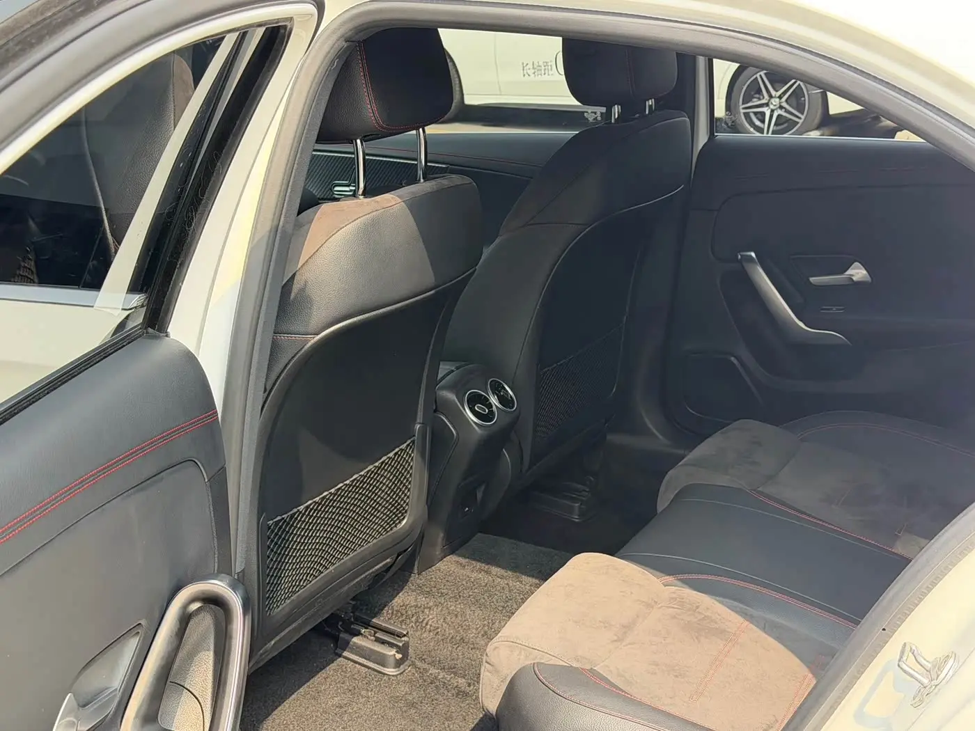 Mercedes-Benz A-Class 2023 — Фото 8/12