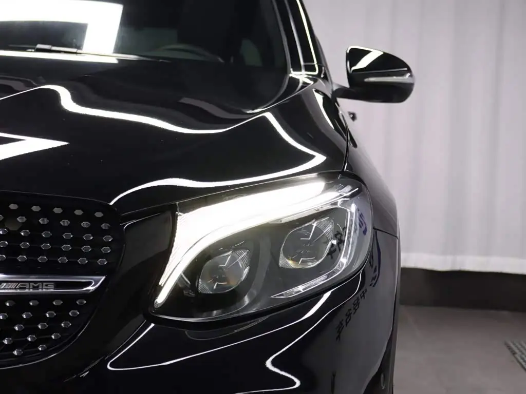 Mercedes-Benz GLC AMG 2019 — Фото 16/20