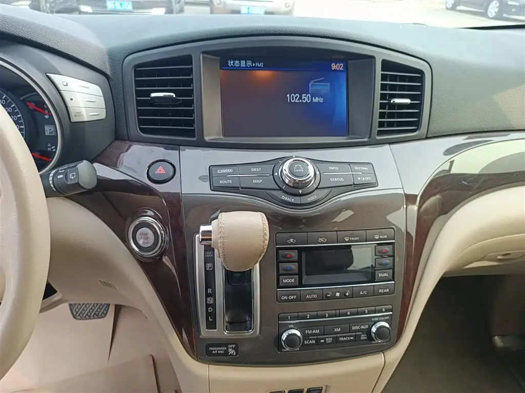 Nissan Quest 2016 — Фото 13/20