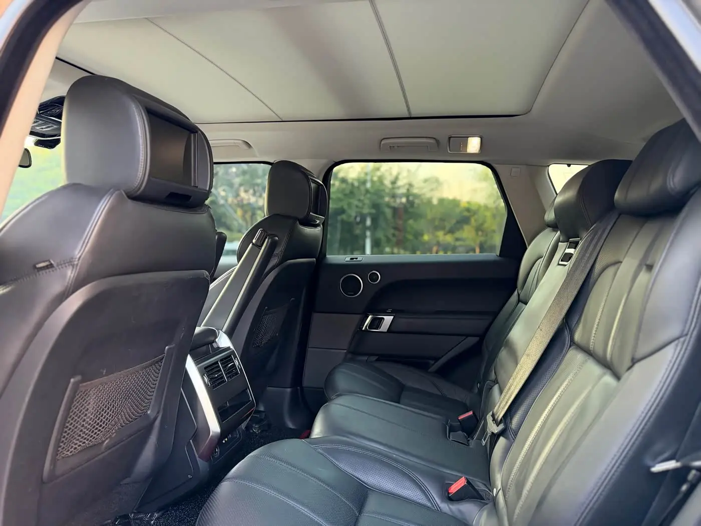 Land Rover Range Rover Sport 2016 — Фото 8/9