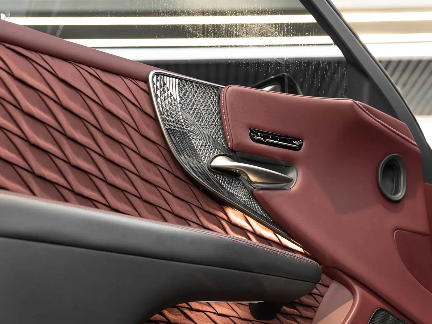 Lexus LS 2023 — ფოტო 20/20