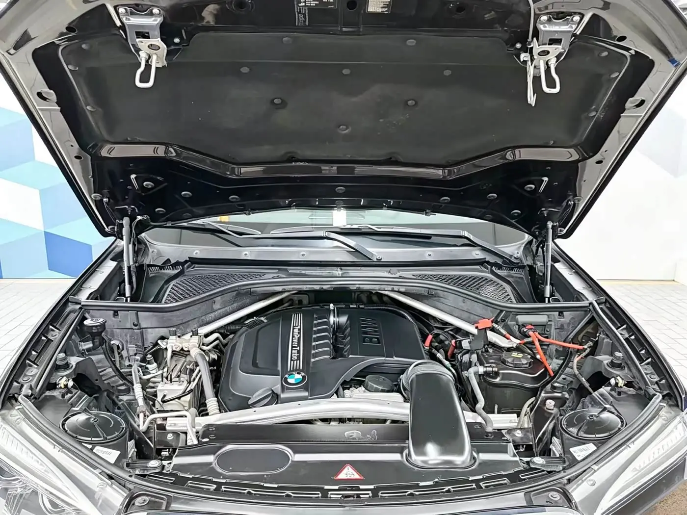 BMW X5 2015 — Photo 19/20
