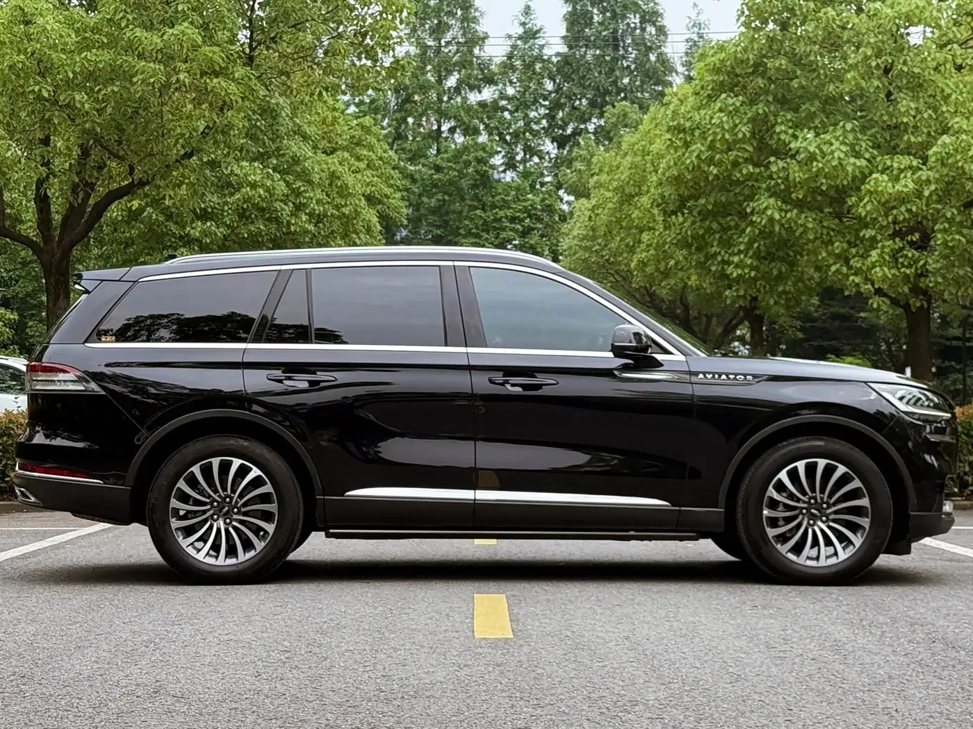Lincoln Aviator 2024 — Photo 4/17