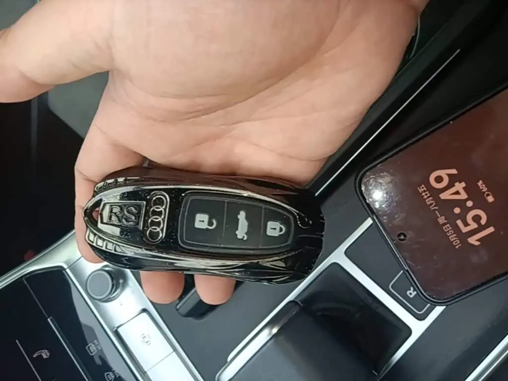 Audi A6L 2024 — Photo 9/20