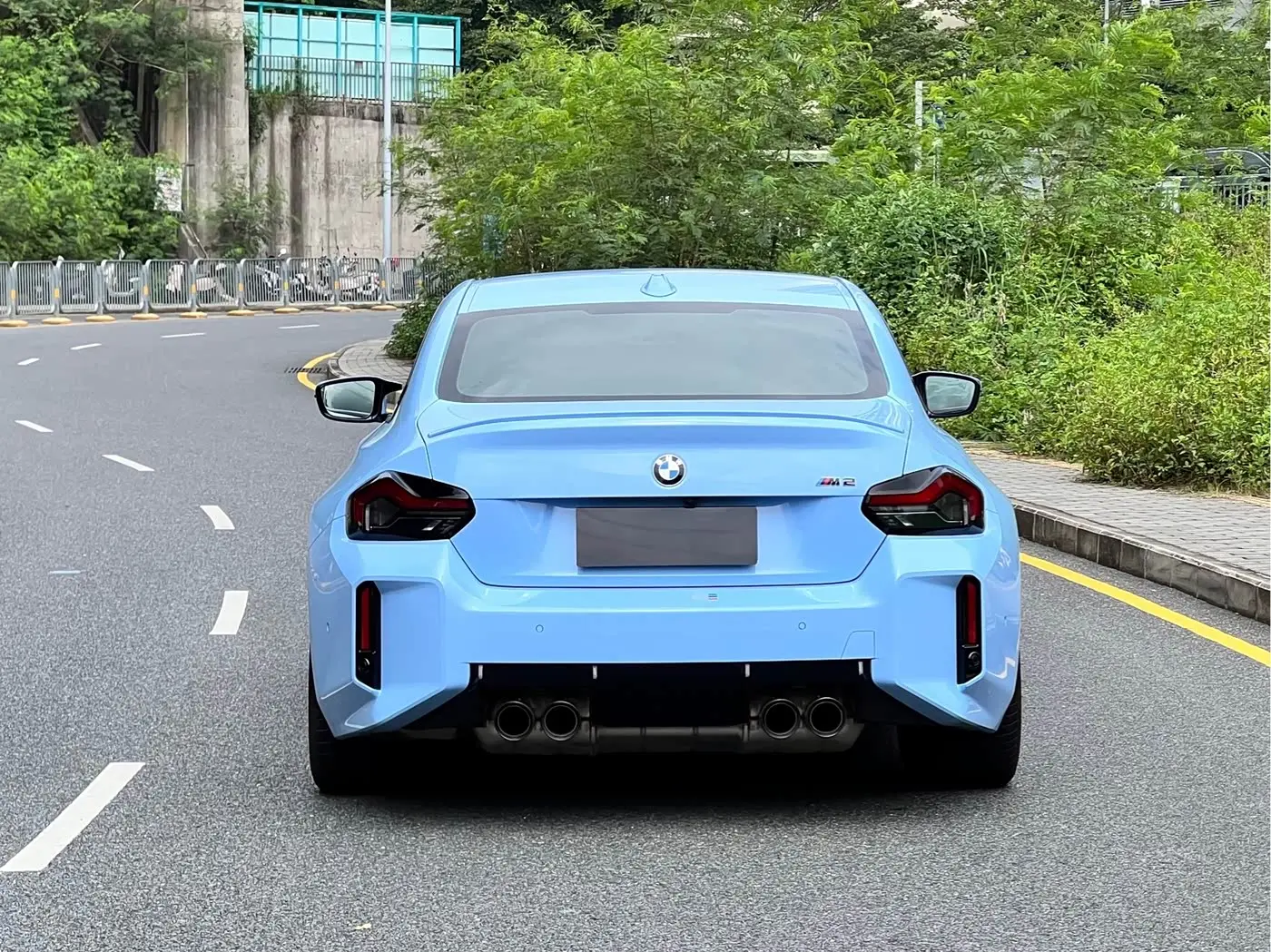 BMW M2 2025 — Фото 12/20