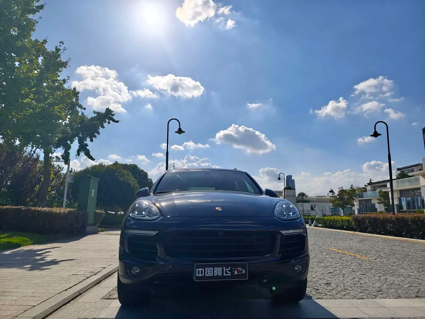 Porsche Cayenne 2016 — ფოტო 2/9