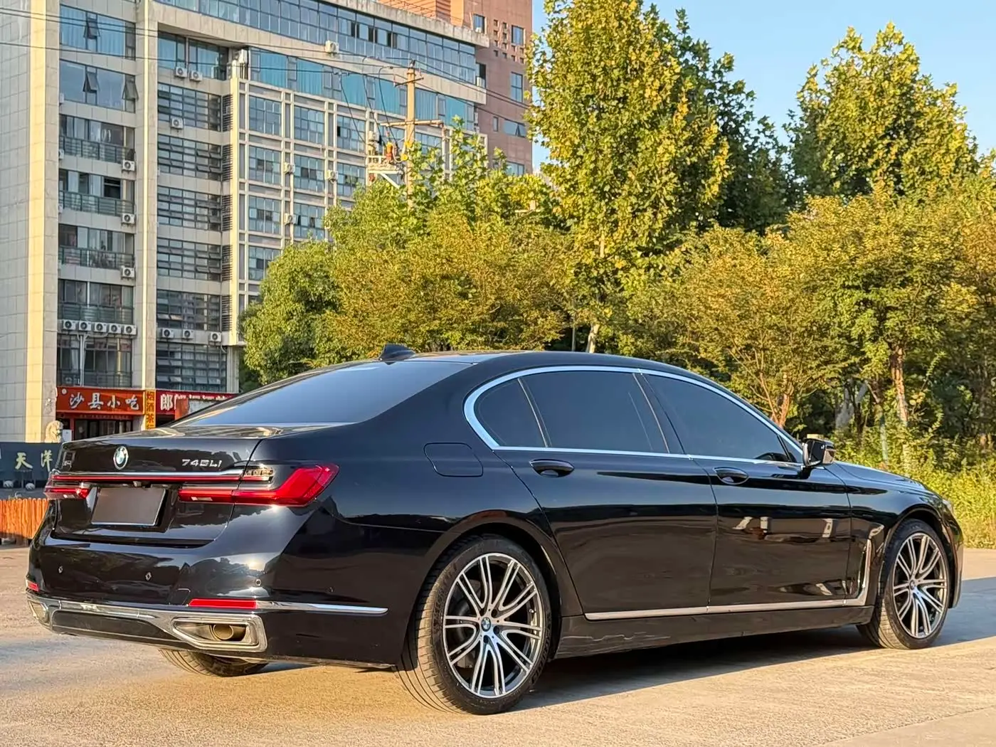 BMW 7 Series 2020 — Фото 9/9