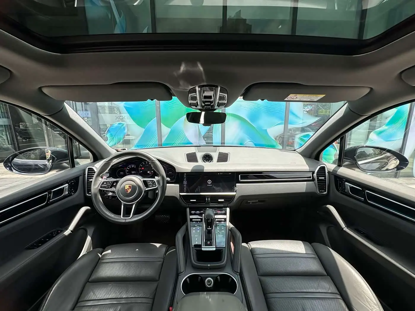 Porsche Cayenne 2018 — Photo 15/18