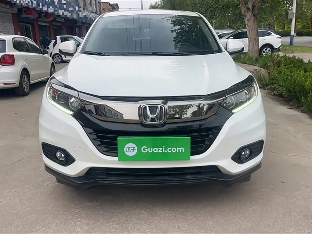 Honda Vezel 2021 — ფოტო 8/16